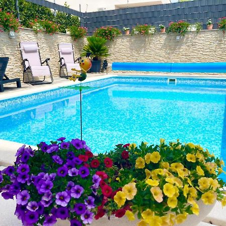 Villa Isabella Sevid ภายนอก รูปภาพ